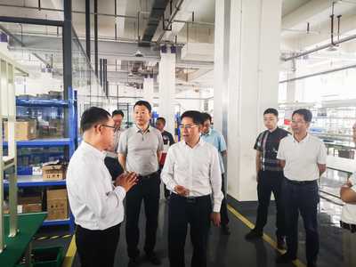 省經(jīng)信廳與市經(jīng)開區(qū)領導調(diào)研中航宇飛四川工廠，助力企業(yè)市場拓展與發(fā)展